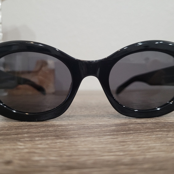 CELINE TRIOMPHE OVAL SUNGLASSES - Picture 11 of 12